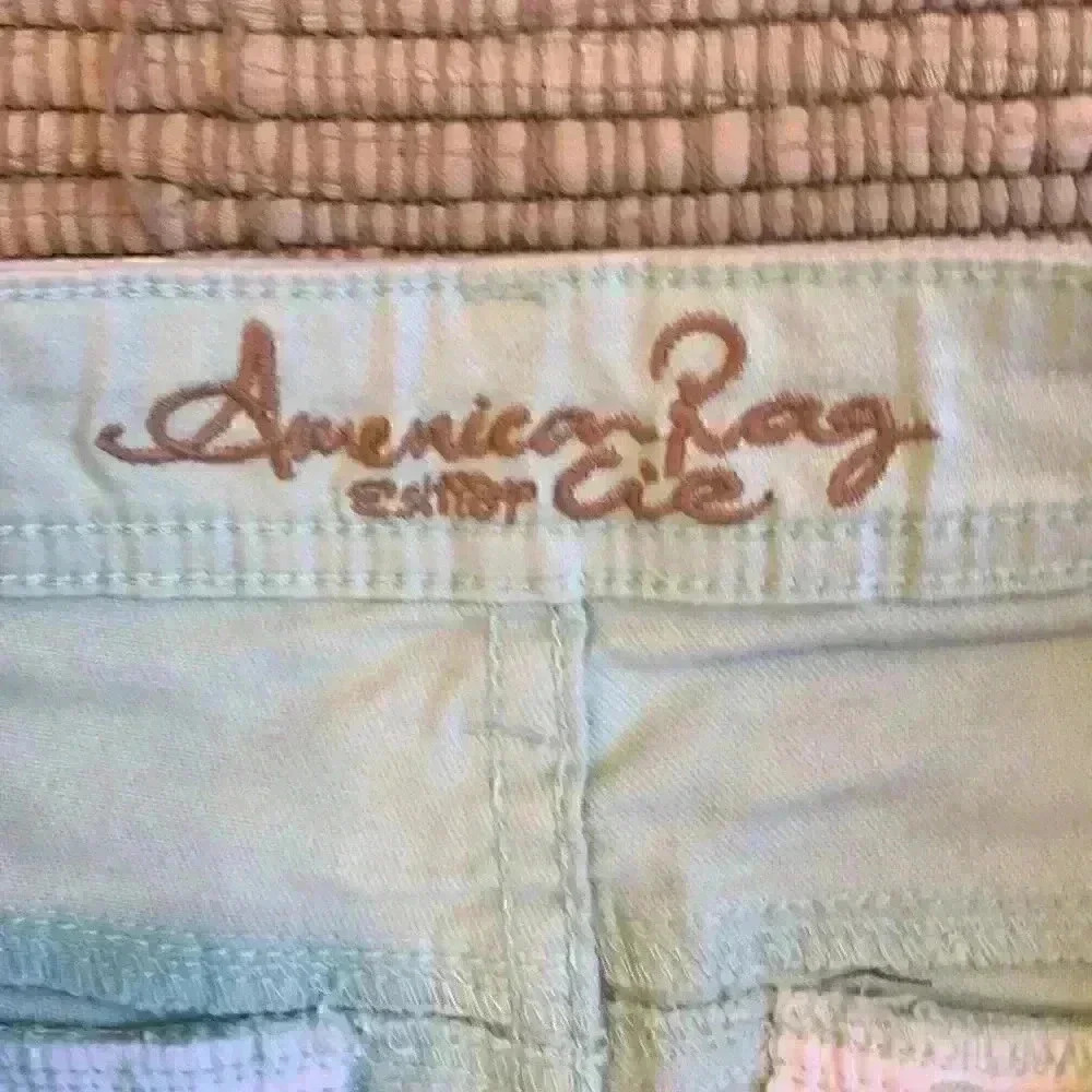 𝅺AMERICAN Rag shorts juniors size 3 light g… - Picture 3 of 3